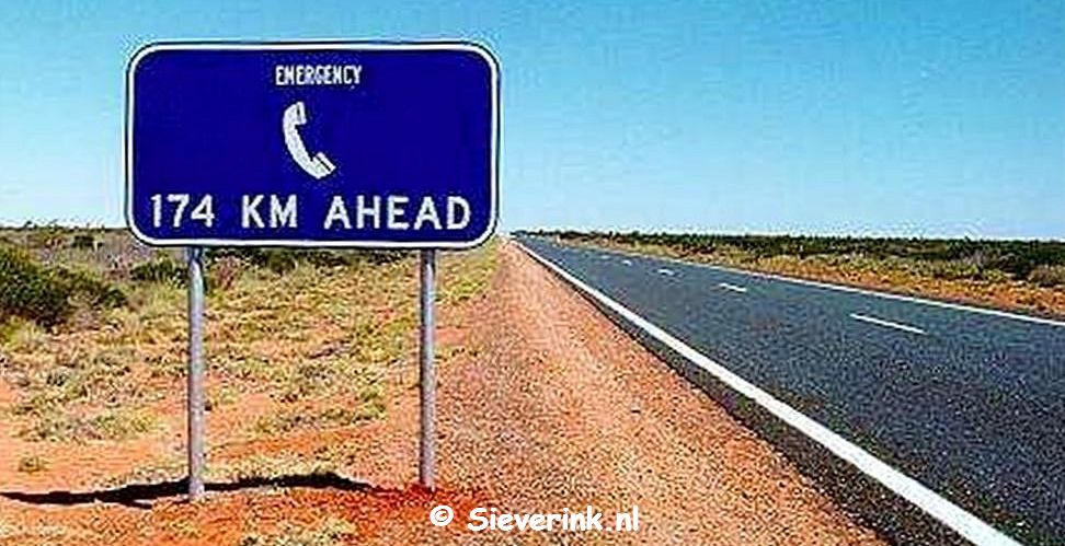 XXX Emergency-phone 174 km ahead.jpg
